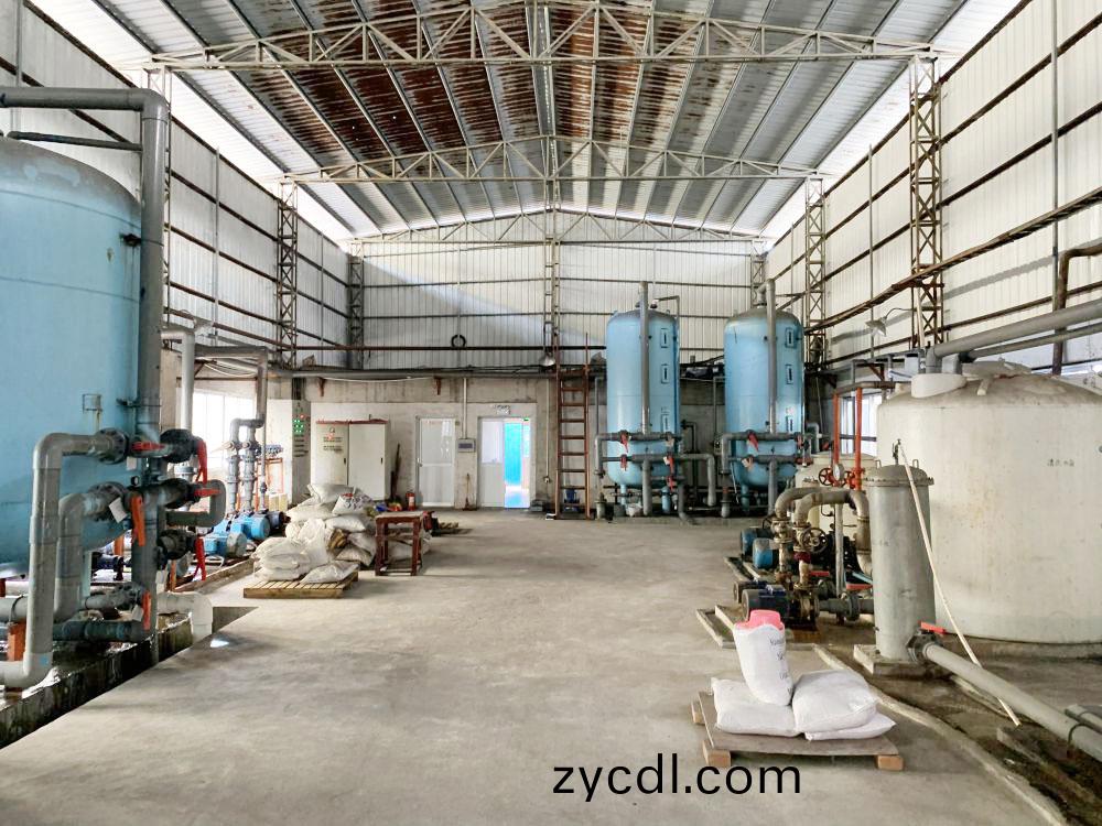 槑(mei)州(zhou)某(mou)某(mou)紙(zhi)業(ye)80m3ph除(chu)鹽(yan)水係統(tong)現(xian)場(chang)圖(tu)片